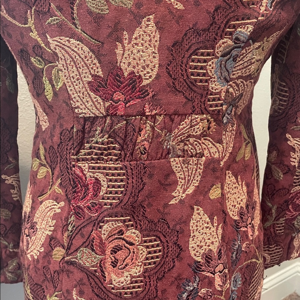 CAbi Burgundy Floral Jacquard Blazer Coat with side pockets Size 4 - Picture 3 of 11
